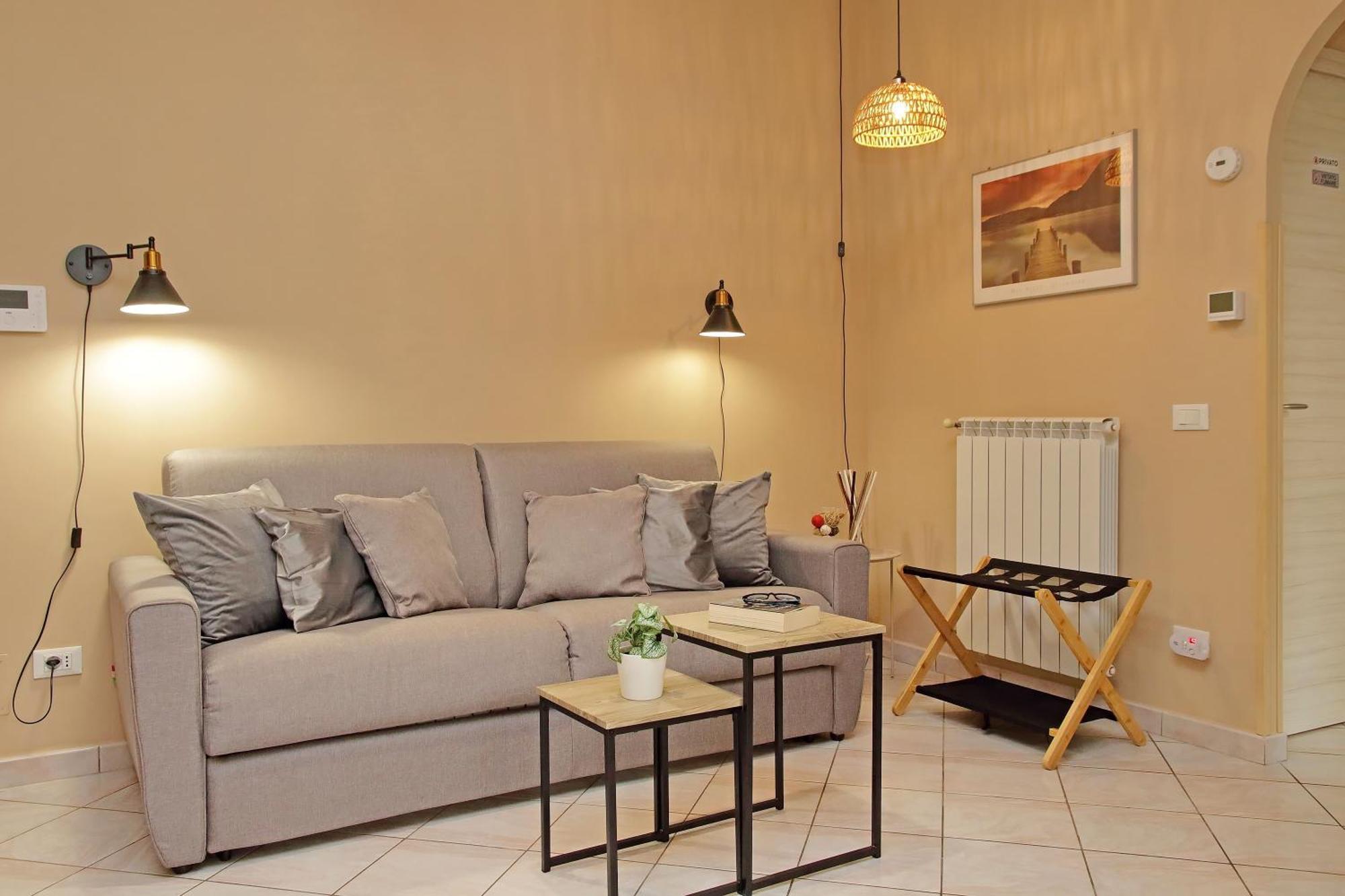 Portunus - Rome Airport 10 Min -